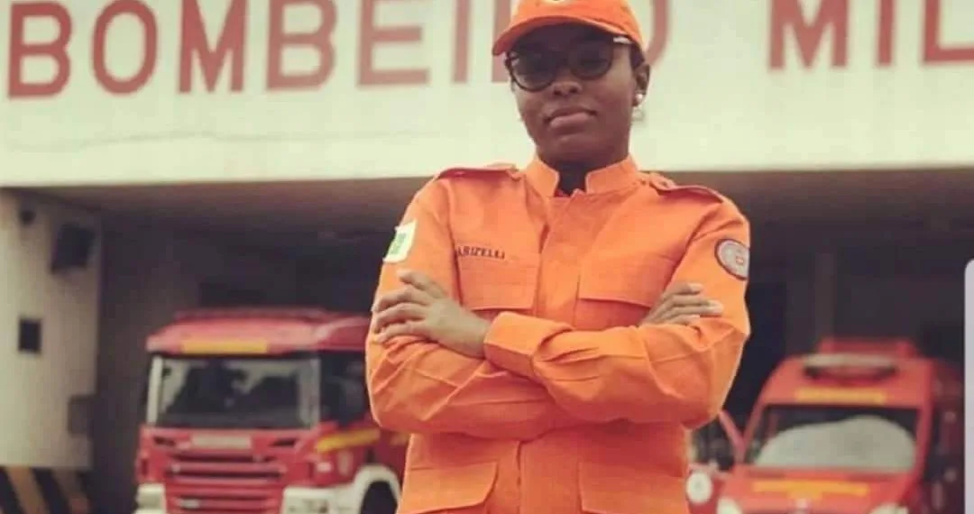 Bombeira que combatia incêndio florestal morre após ser atingida por árvore