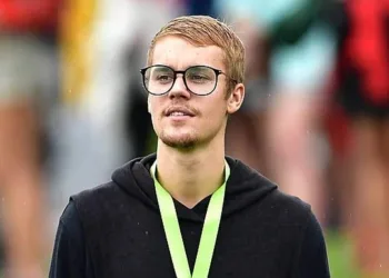 Jesus está me mudando de dentro para fora todos os dias”, diz Justin Bieber