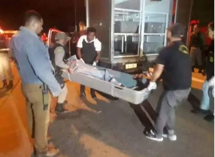 Motorista Uber reage a assalto, toma arma de bandido e o mata com três tiros