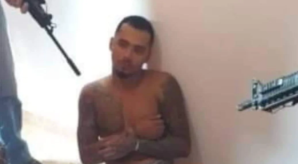 MILICIANOS PEGARAM TRAFICANTE PERIGOSO NO RJ