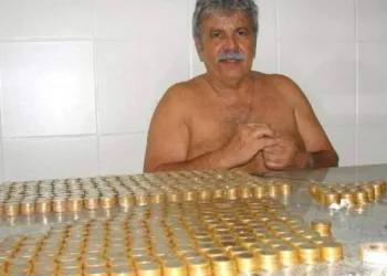 Homem para de fumar e guarda dinheiro do cigarro para viajar, reformar a casa e mais