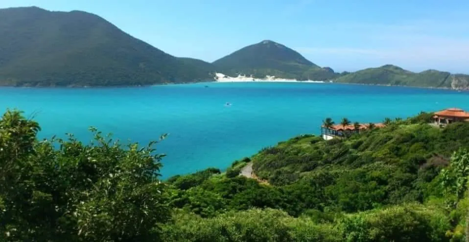 Prainhas de Arraial do Cabo estão com acesso fechado