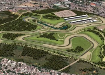 Crivella quer urgência para concessão de autódromo em Deodoro