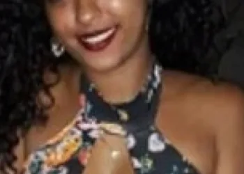 Jovem é encontrada morta no quintal da casa do namorado no RJ