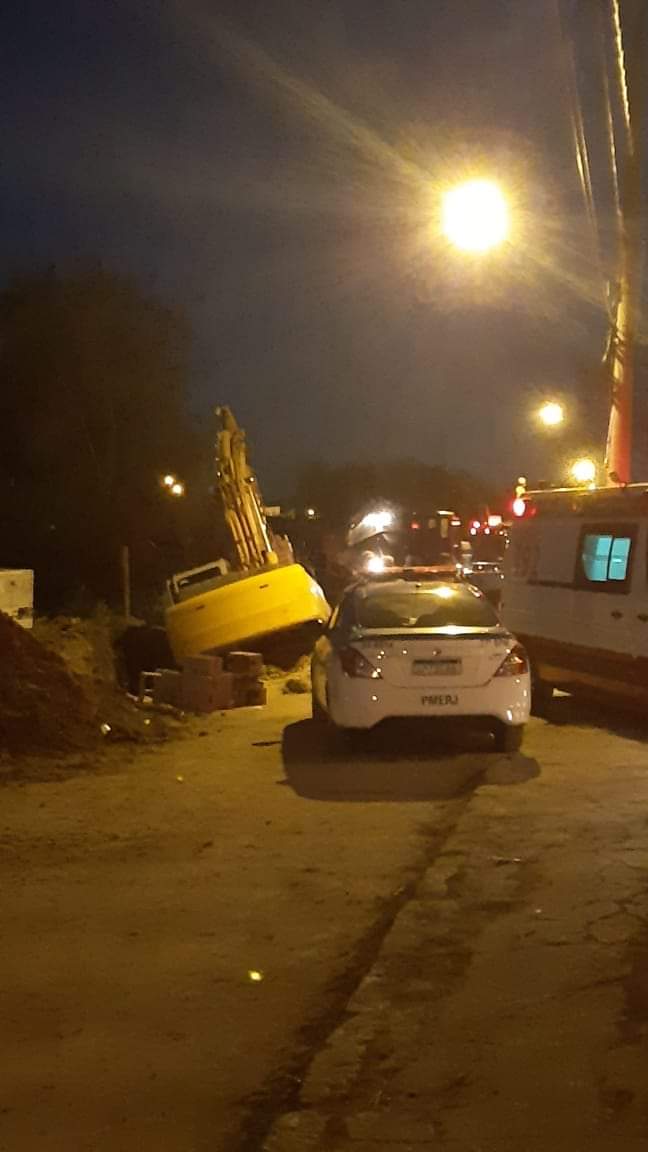 URGENTE!! DESABAMENTO EM PACIÊNCIA!! FERIDOS NO LOCAL