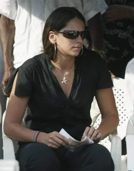 FILHA DE BICHEIRO É BALEADA NA ZONA OESTE