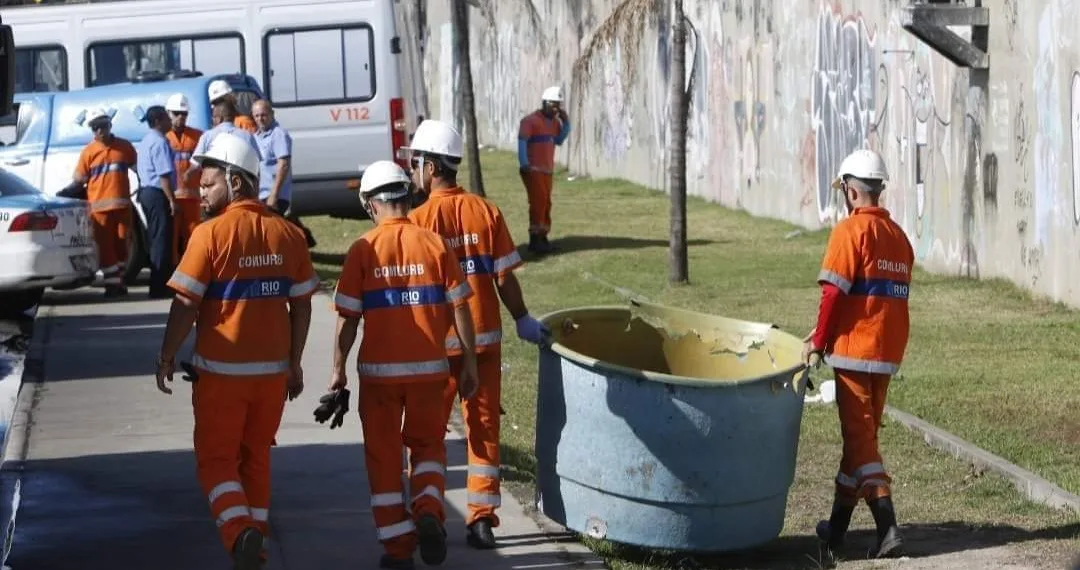 Prefeitura começa atender pedidos de remoção de entulho pelo Facebook