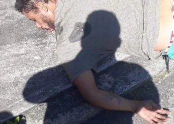 UM ELEMENTO É MORTO E OUTRO BALEADO EM TENTATIVA DE ASSALTO NA ZONA OESTE