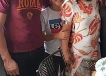 Filho dependente químico mata a mãe degolada
