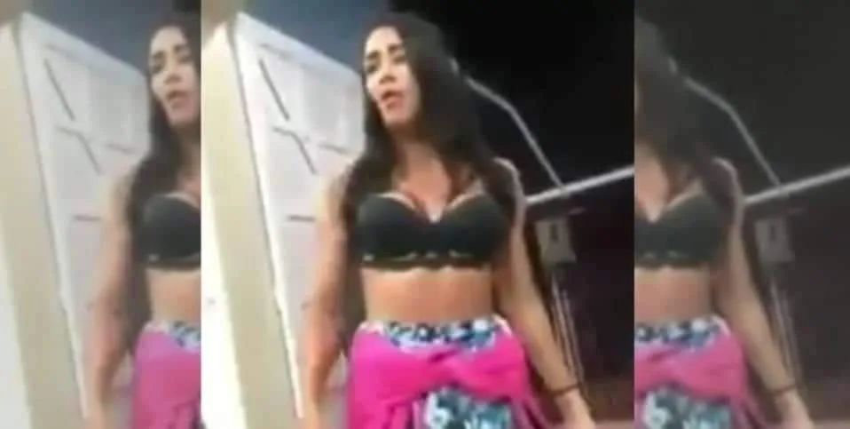 Trans invade culto e cobra pastor por programa: “Chupa p*** e não quer pagar”