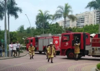 Incêndio na zona oeste  deixa seis pessoas feridas