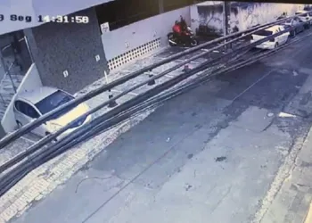 HOMEM É EXECUTADO APÓS SUPOSTA DÍVIDA COM AGIOTA( VIDEO)