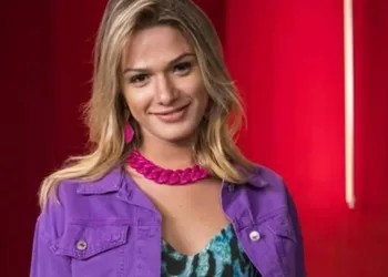 Atriz transsexual de A Dona do Pedaço sofre acidente gravíssimo