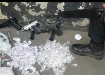 TRAFICANTES SÃO MORTOS NO RJ( IMAGENS FORTES)