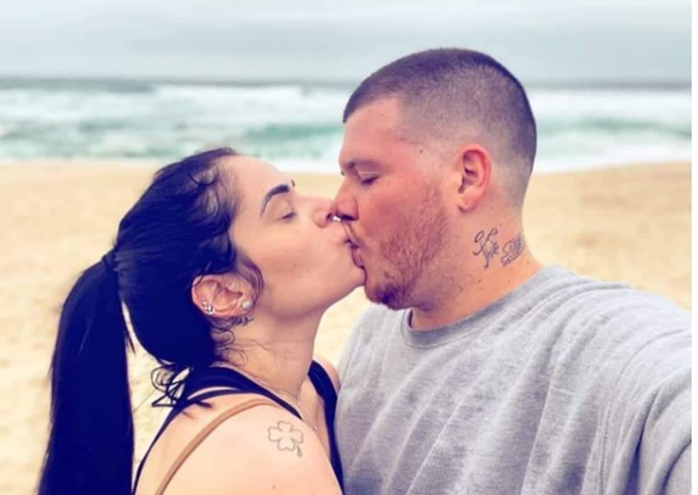 Ferrugem comemora 31 anos de vida e se declara para mulher