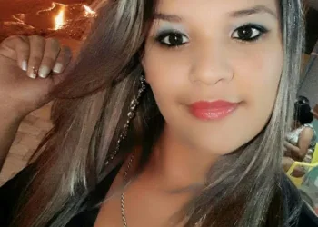 Jovem é assassinada com três tiros em casa de prostituição