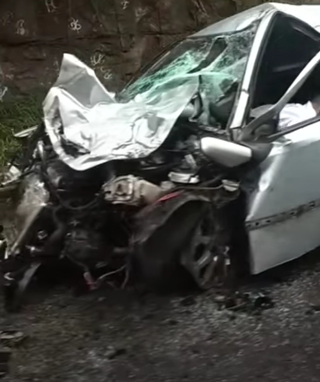 ATUALIZANDO!! ACIDENTE GRAVE NA GROTA FUNDA