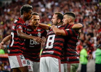 RELIGIOSA FAZ REVELAÇÃO ASSUSTADORA DO TIME DO FLAMENGO