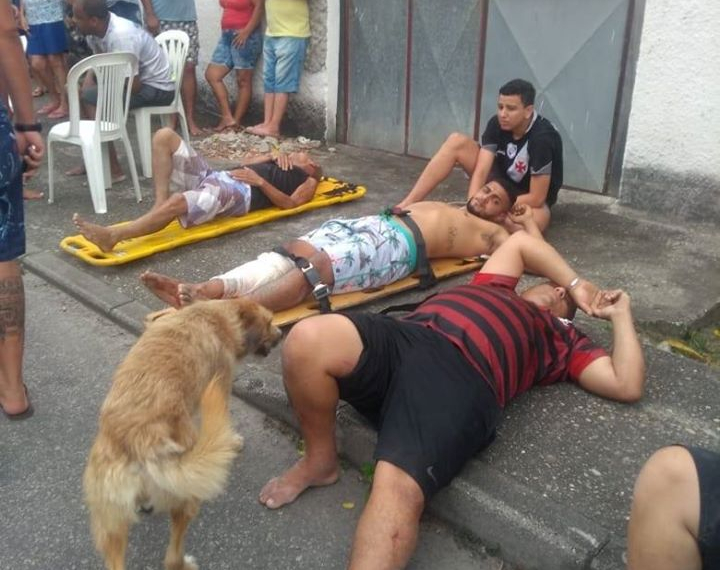 URGENTE!! LAJE  CAI E TORCEDORES SE FEREM GRAVEMENTE NO RJ!!