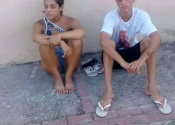 CASAL É LINCHADO POR TRAFICANTES POR MALTRATAR OS FILHOS