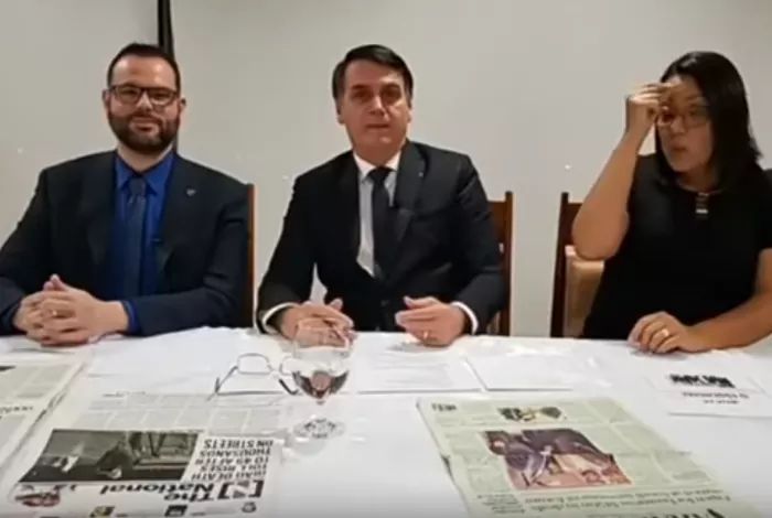 BOLSONARO DIZ QUE WITZEL SE ACHA “GOSTOSÃO