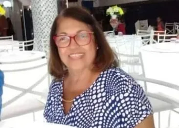 IDOSA ARREMESSADA DE ÔNIBUS COM PORTA ABERTA MORRE NO RIO