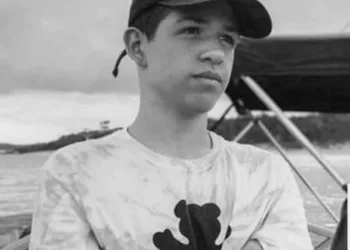 TRAGEDIA!!!”GAROTO MORRE JOGANDO BOLA  EM ESCOLA NO RJ