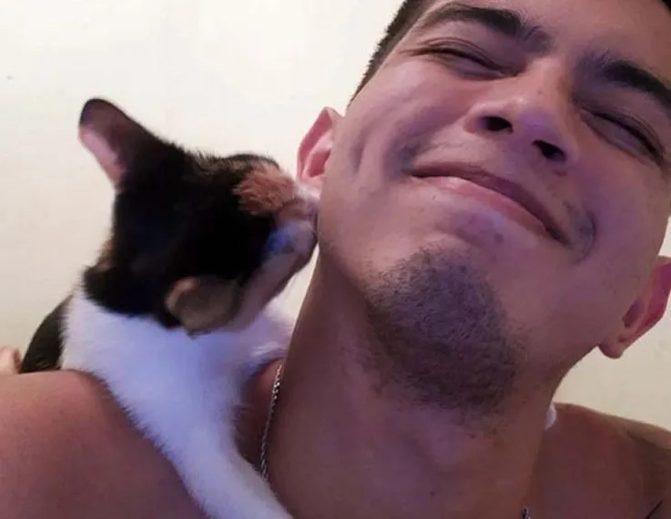 CABO DA MARINHA MORRE APÓS SER VÍTIMA DE BALA PERDIDA NO RJ