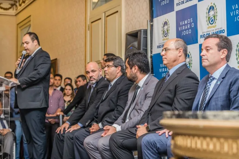 Jovem de Campo Grande toma posse como novo secretário de Infraestrutura do estado do Rio