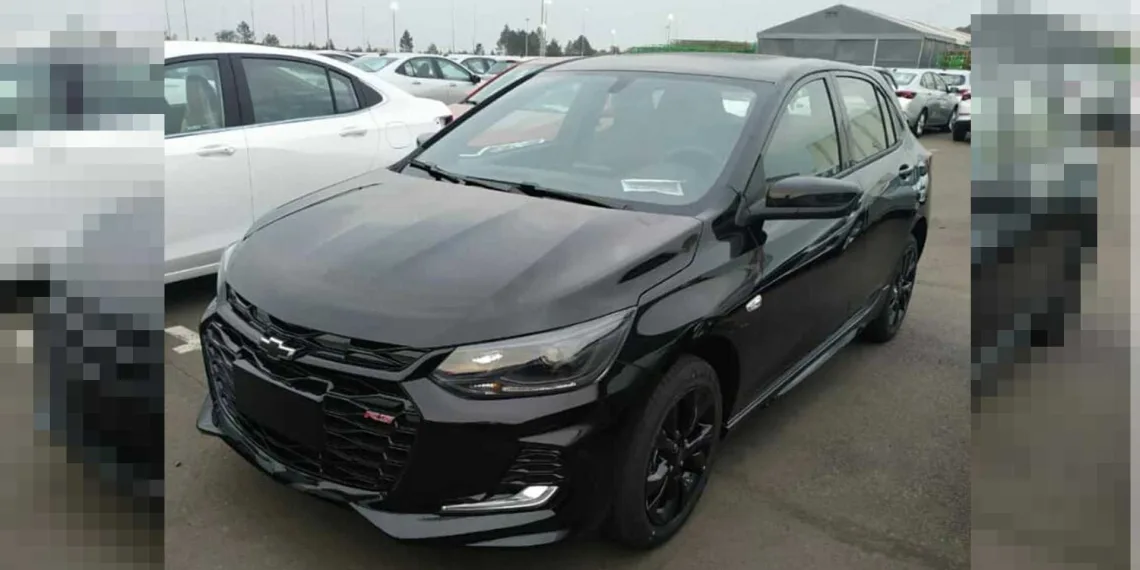 Novo Onix RS 2020: flagra mostra detalhes da versão esportiva do hatch