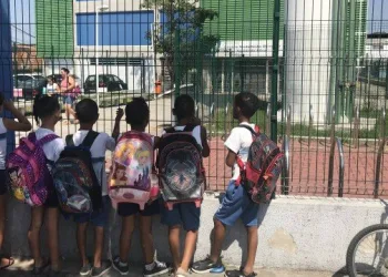 Após denuncia,Prefeitura do Rio remaneja alunos transferidos para escola em Campo Grande