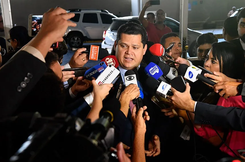 Alcolumbre propõe Assembleia Constituinte para debater prisão em segunda instância