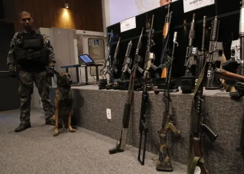 PM do Rio retira mais de 5 mil armas de circulação desde janeiro
