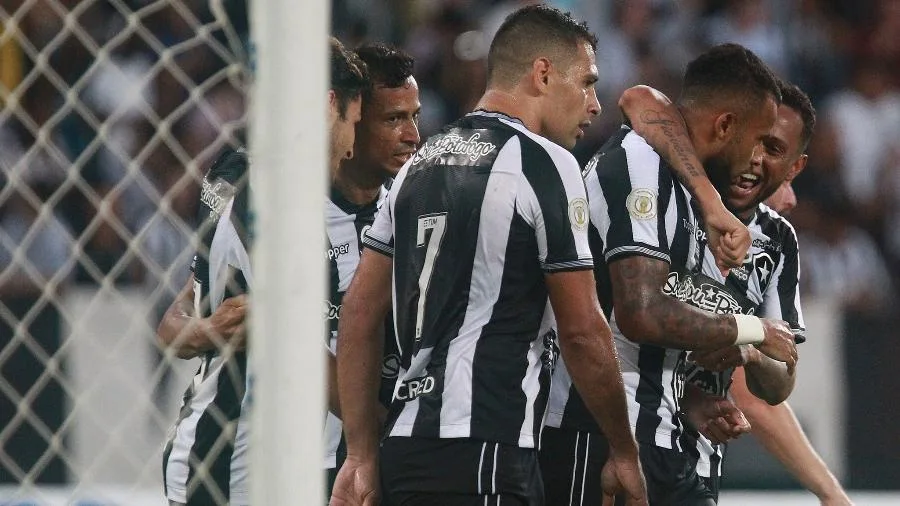 Botafogo tem cinco jogos pela frente para evitar o rebaixamento