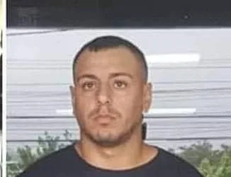 HOMEM NU É PRESO POR CORRER ATRAS DE MULHER  NO RJ