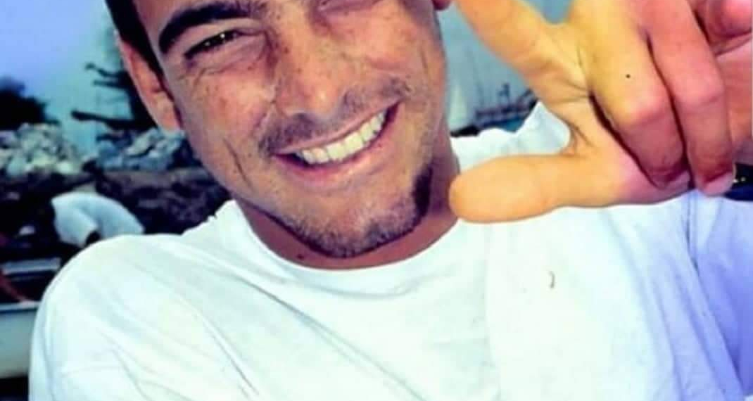 BI CAMPEÃO BRASILEIRO DE SURF MORRE AOS 40 ANOS NO RJ
