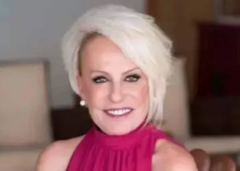 ANA MARIA BRAGA COM NAMORADO NOVO… E LINDO