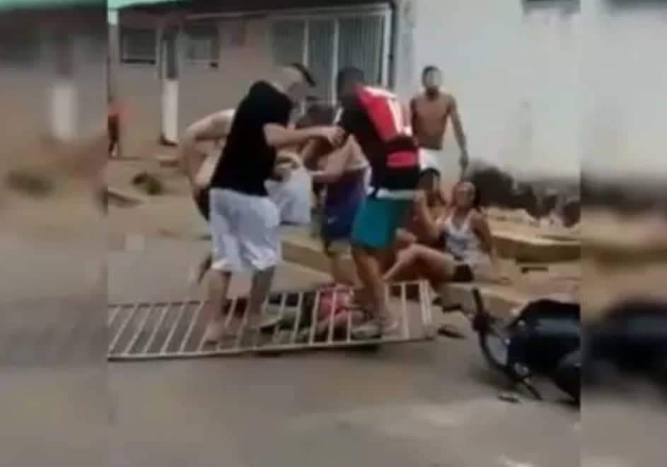 suspeito de matar ex é espancado por vizinho