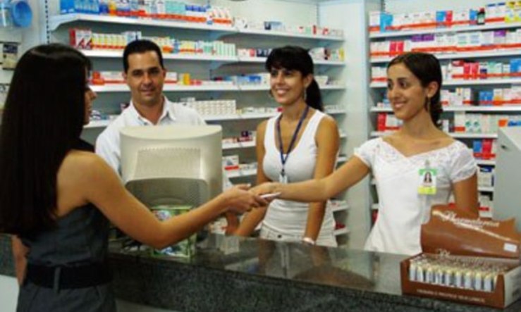 Atendente de Medicamentos, Auxiliar de Clínica – R$ 1.250,00 – Lidar bem com o público, ser um profissional responsável – Rio de Janeiro