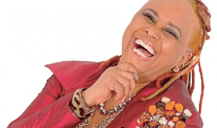 Sandra de Sá tem foto rara ao lado da esposa divulgada e surpreende a todos: ‘Ela é linda’