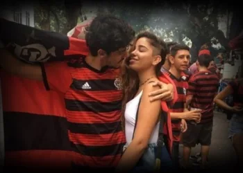 Torcedor do Flamengo morre e namorada grávida faz apelo por homenagem do clube