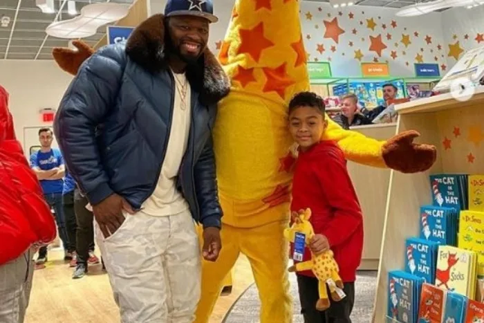 50 Cent presenteia o filho com loja de brinquedos: ‘É tudo seu’
