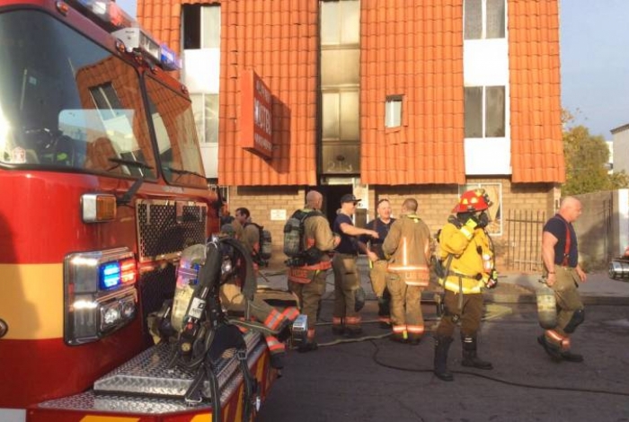 Incêndio em prédio residencial mata seis e fere 13 pessoas