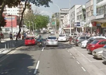 Roubo a restaurante acaba com perseguição e tiroteio na Zona Oeste do Rio