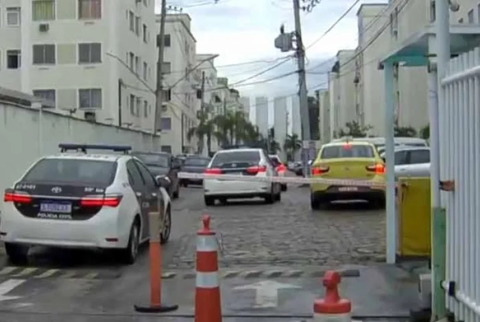 Polícia prende três pessoas em operação contra cambistas