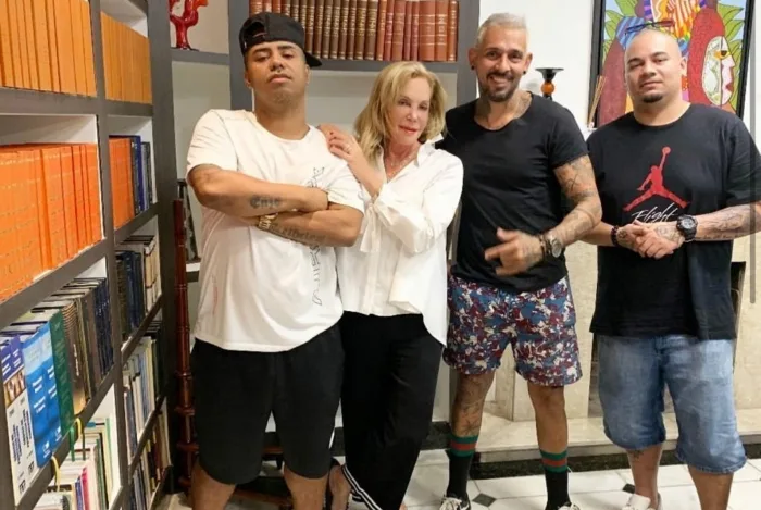 Justiça manda tirar do ar publicidade de bebida lançada por Anitta