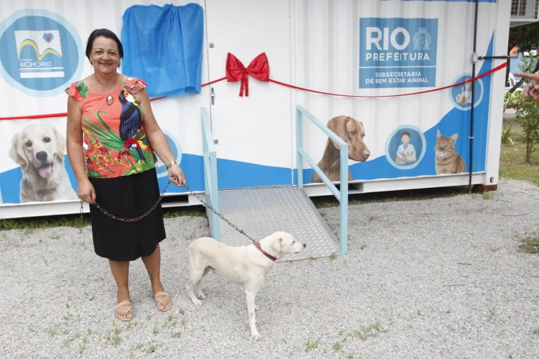 Prefeitura do Rio inaugura unidade de saúde veterinária em Campo Grande