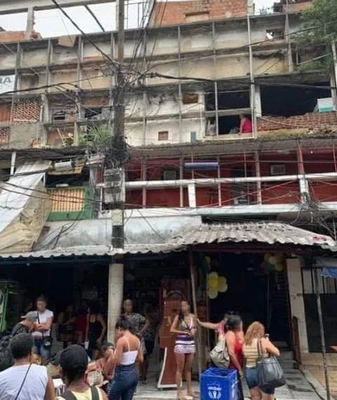 CASA DE SALIÊNCIA INTERDITADA NO RJ!!