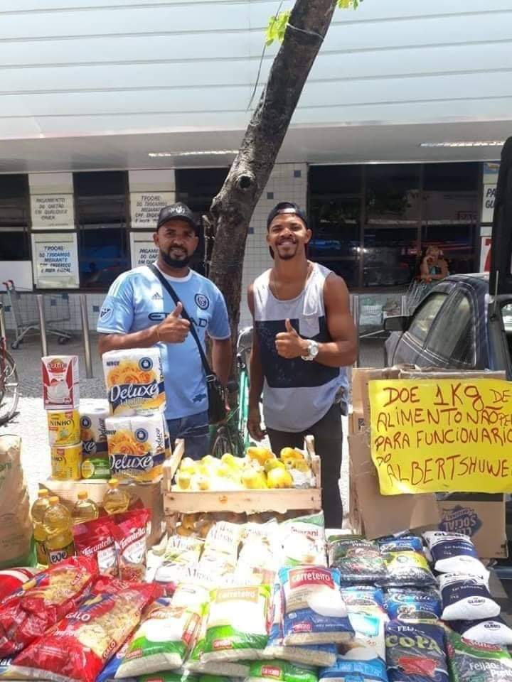 CAMELÔS  ARRECADAM ALIMENTOS PARA AJUDAR FUNCIONÁRIOS DO HOSPITAL ALBERT SCHWEITZER