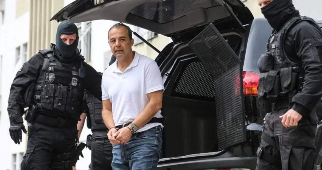 CABRAL PROMETE DEVOLVER R$380 MILHÕES